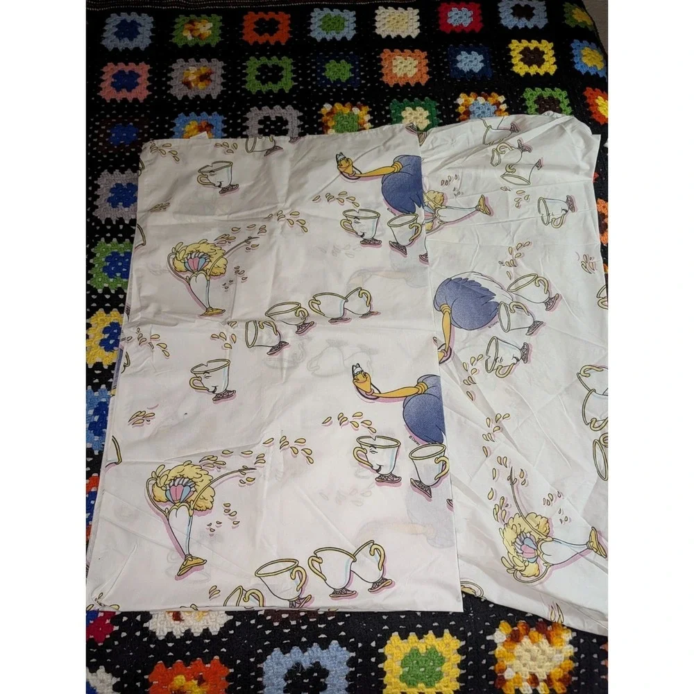 Disney Beauty and the Beast Tea Cup Vintage 2 Piece Crib Size Fitted & Sheet Set